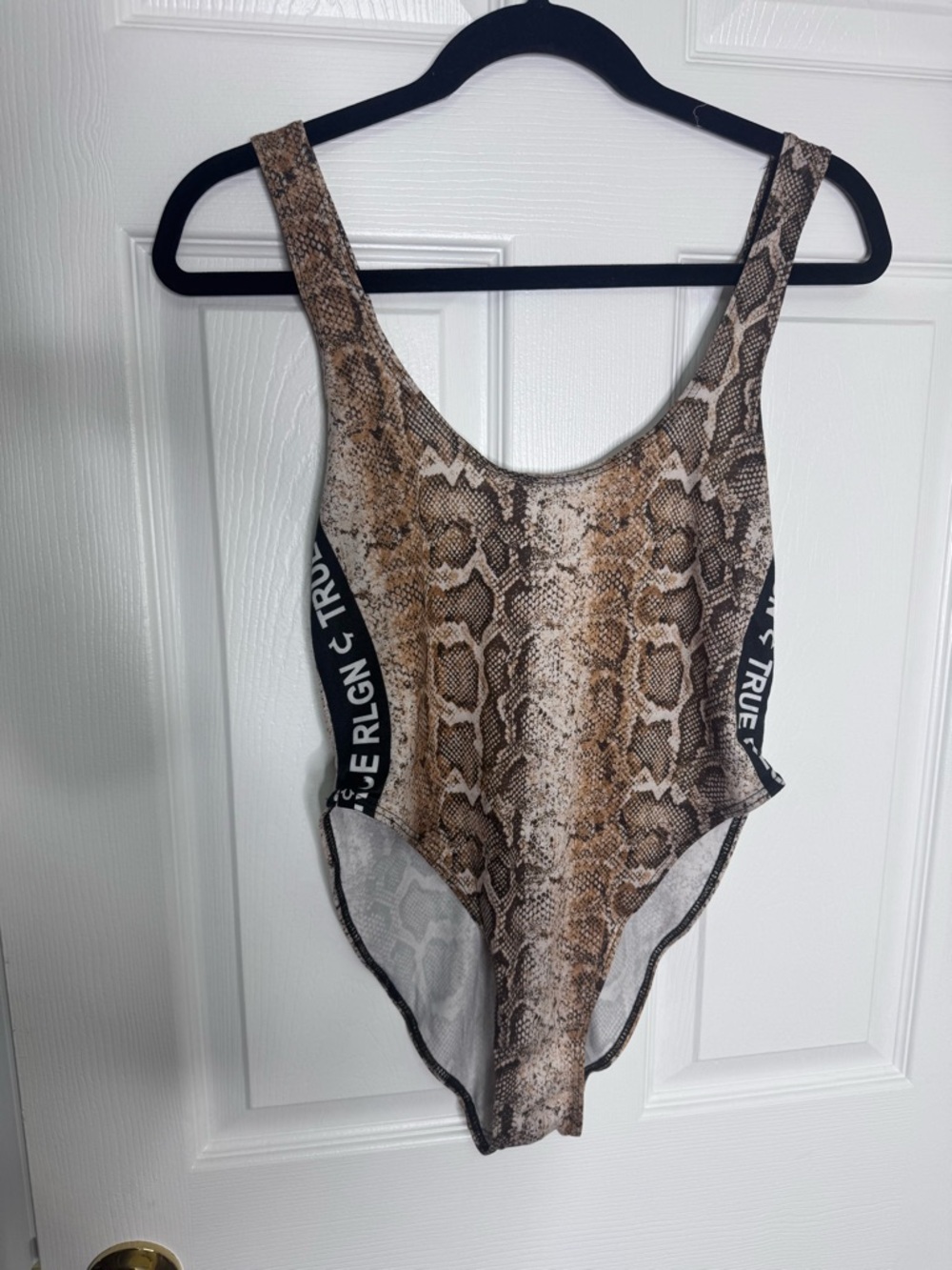 Snake Print bodysuit in Brown